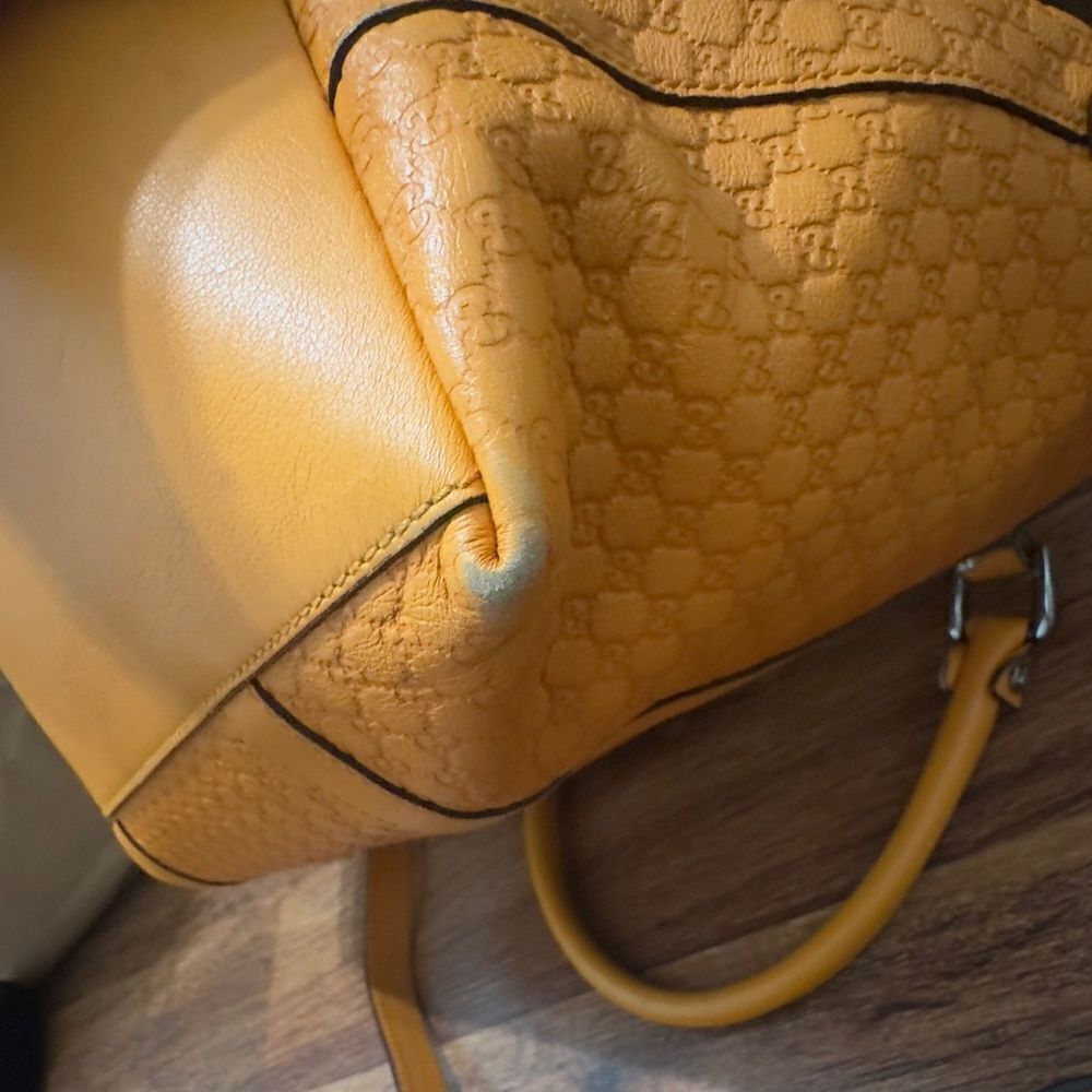 Gucci MicroGuccissima  - Picture 14 of 16
